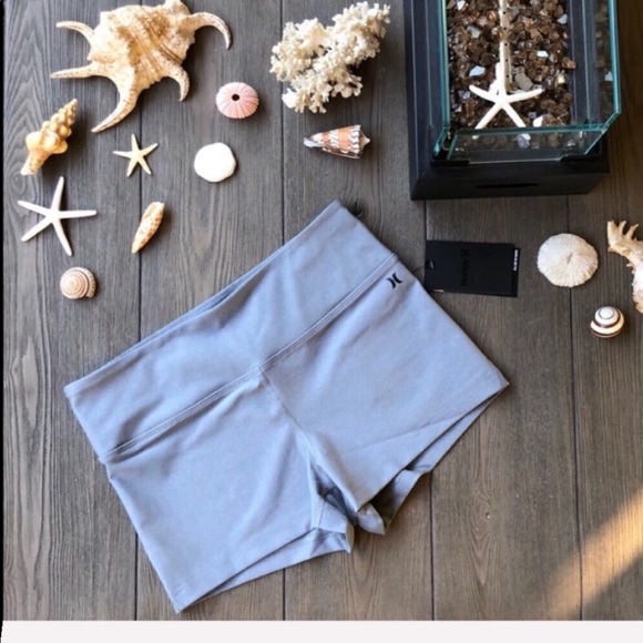 🌴🌼HURLEY- SURF SHORTS🌼🌴 - Picture 2 of 8